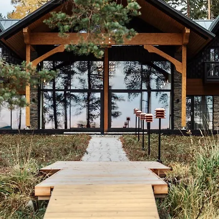 Exclusive Neituri Manor *