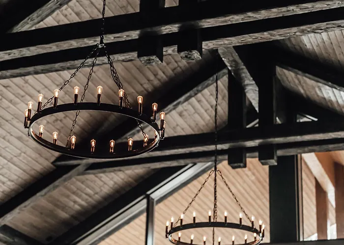 Exclusive Neituri Manor Villa *