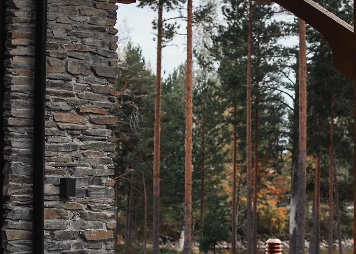 Exclusive Neituri Manor